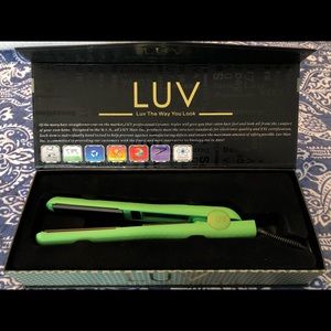 LUV flatiron - ceramic plate